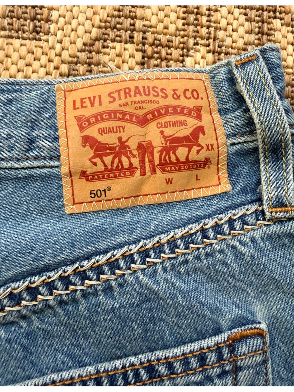 Levi's 501 Womens Cut Off Denim Shorts Sz 29 (30.5) Distressed Button Fly EC - Picture 8 of 15